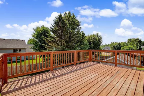 Exterior - 2215 Hulett Ave, Faribault, MN 55021 photo 3 of 8