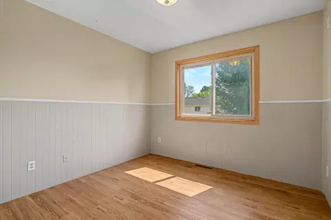 Bedroom - 2215 Hulett Ave, Faribault, MN 55021 photo 2 of 7