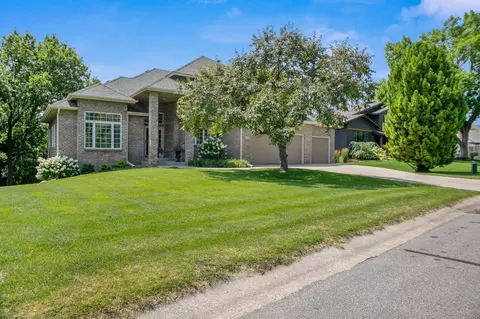 7941 S Bay Curv, Eden Prairie, MN 55347