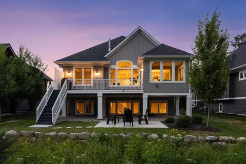 7100 Highland Ct, Eden Prairie, MN 55346