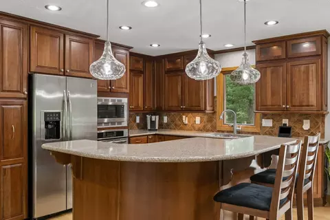 10600 Juniper St NW, Coon Rapids, MN 55448