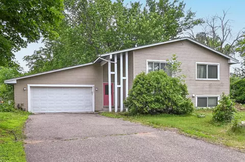8117 Sunkist Cir, Brooklyn Park, MN 55444