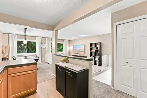 Entry Way - 1711 Hickory Hill Dr, Eagan, MN 55122 photo 1 of 1