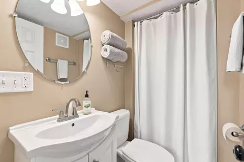 Bath - 1711 Hickory Hill Dr, Eagan, MN 55122 photo 2 of 2