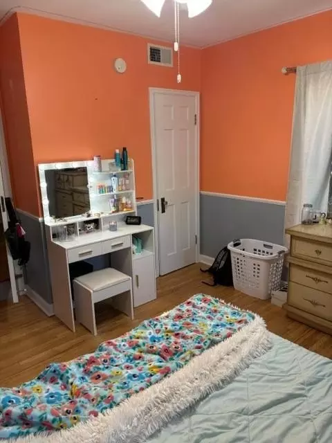 Bedroom - 1345 6th Ave N, Windom, MN 56101 photo 2 of 6