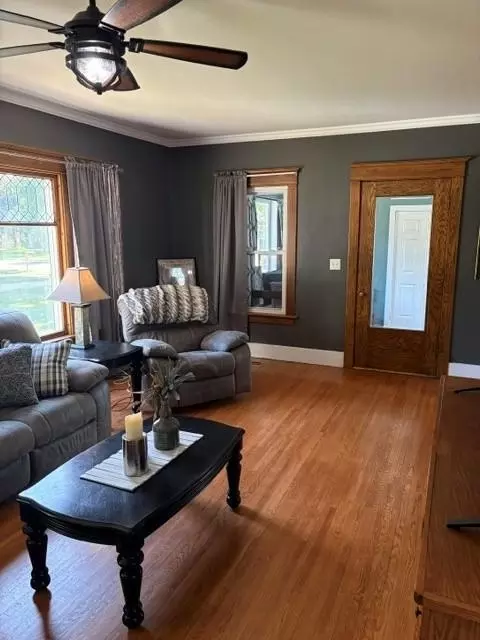 Living - 1345 6th Ave N, Windom, MN 56101 photo 1 of 2