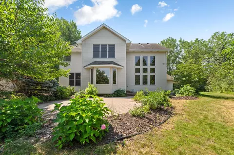 Exterior - 1517 Covington Ln, Eagan, MN 55122 photo 9 of 10
