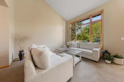 Living - 1517 Covington Ln, Eagan, MN 55122 photo 3 of 12