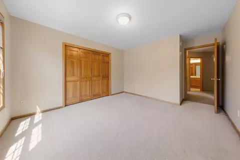 Bedroom - 1517 Covington Ln, Eagan, MN 55122 photo 9 of 12