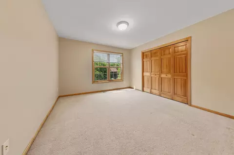 Bedroom - 1517 Covington Ln, Eagan, MN 55122 photo 8 of 12
