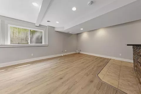 Living - 1517 Covington Ln, Eagan, MN 55122 photo 8 of 12