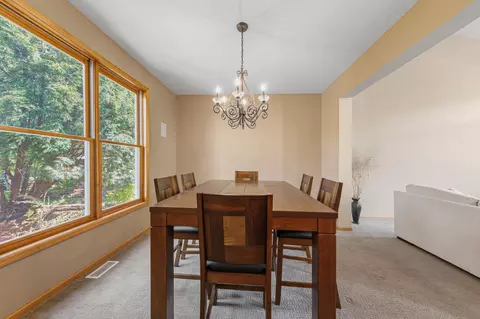 Dining - 1517 Covington Ln, Eagan, MN 55122 photo 2 of 3