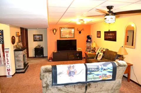 Living - 1544 Dickson Dr, Hendricks, MN 56136 photo 3 of 4