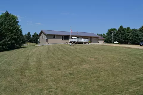 Exterior - 1544 Dickson Dr, Hendricks, MN 56136 photo 9 of 19