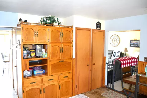 Kitchen - 1544 Dickson Dr, Hendricks, MN 56136 photo 2 of 2