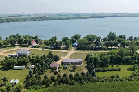 View/Area - 1544 Dickson Dr, Hendricks, MN 56136 photo 3 of 4