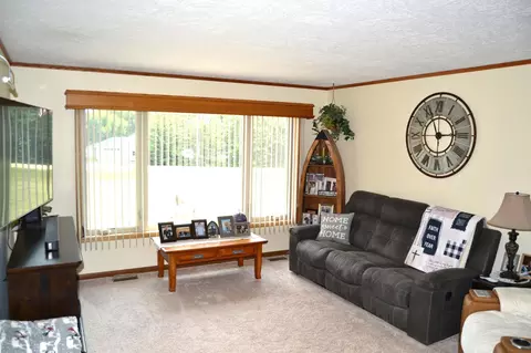 Living - 1544 Dickson Dr, Hendricks, MN 56136 photo 1 of 4