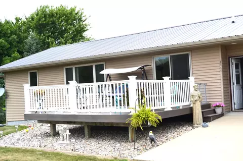 Exterior - 1544 Dickson Dr, Hendricks, MN 56136 photo 2 of 19