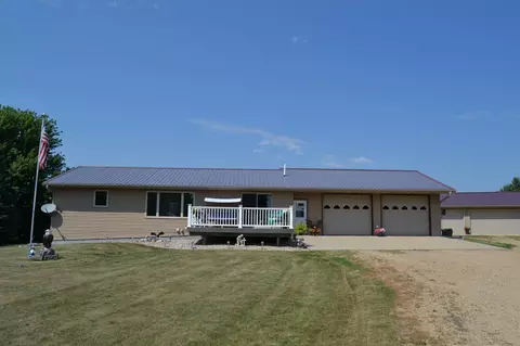 Exterior - 1544 Dickson Dr, Hendricks, MN 56136 photo 10 of 19