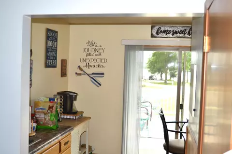 Entry Way - 1544 Dickson Dr, Hendricks, MN 56136 photo 1 of 2