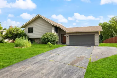 1417 Raleigh Dr, Burnsville, MN 55337