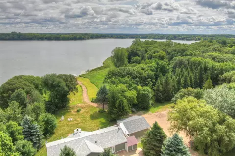 8900 Ingram Ave SW, Howard Lake, MN 55349