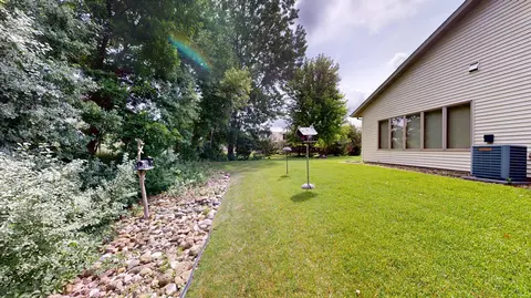Exterior - 1802 Crystal Dr, Albert Lea, MN 56007 photo 6 of 6