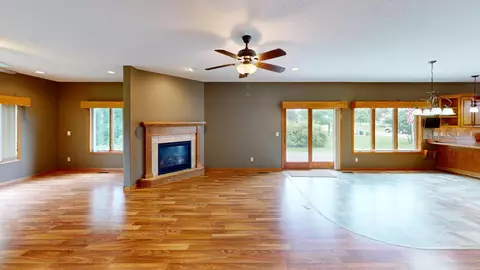 Living - 1802 Crystal Dr, Albert Lea, MN 56007 photo 1 of 3