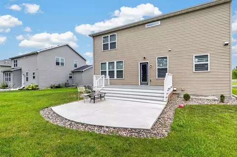 Exterior - 524 Aidan Cv, Eagan, MN 55123 photo 7 of 11