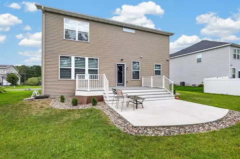 Exterior - 524 Aidan Cv, Eagan, MN 55123 photo 6 of 11