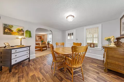 Dining - 545 Willow St, Faribault, MN 55021 photo 3 of 3