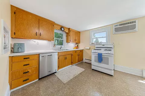 Kitchen - 545 Willow St, Faribault, MN 55021 photo 1 of 3