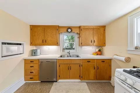 Kitchen - 545 Willow St, Faribault, MN 55021 photo 2 of 3