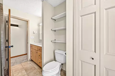 Bath - 233 Sitka St, Duluth, MN 55811 photo 1 of 4
