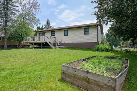 Exterior - 233 Sitka St, Duluth, MN 55811 photo 3 of 7
