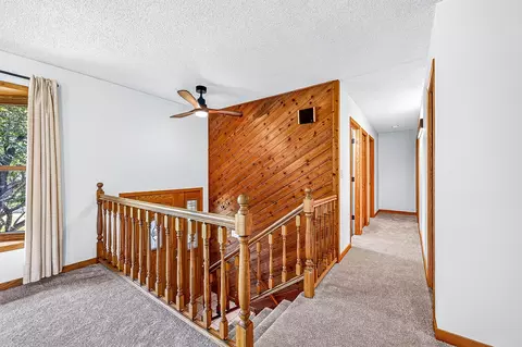 Entry Way - 233 Sitka St, Duluth, MN 55811 photo 1 of 1