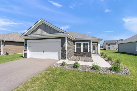 5388 395th St, North Branch, MN 55056