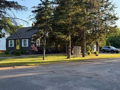 Exterior - 1023 3rd Ave NE, Brainerd, MN 56401 photo 10 of 14
