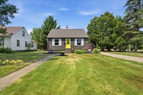 Exterior - 1023 3rd Ave NE, Brainerd, MN 56401 photo 3 of 14
