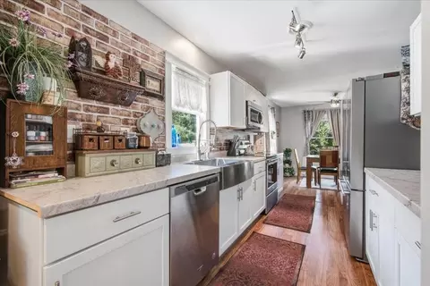 Kitchen - 1023 3rd Ave NE, Brainerd, MN 56401 photo 2 of 3