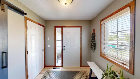 Entry Way - 206 Spring Wheat Dr, Dundas, MN 55019 photo 1 of 2