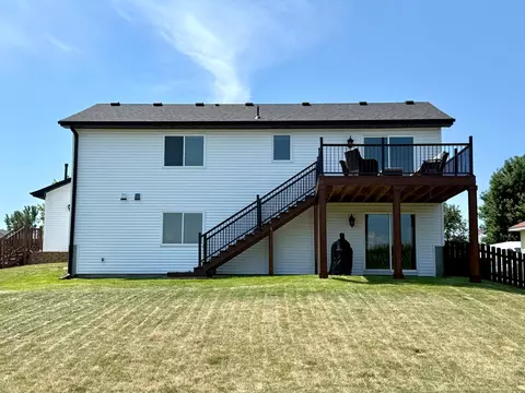 Exterior - 206 Spring Wheat Dr, Dundas, MN 55019 photo 5 of 26
