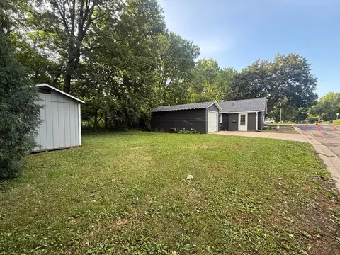 Exterior - 722 11th St NW, Willmar, MN 56201 photo 2 of 6