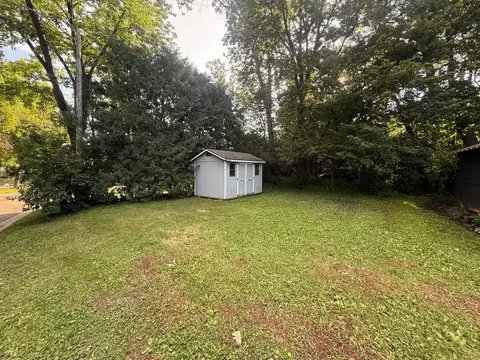 Exterior - 722 11th St NW, Willmar, MN 56201 photo 3 of 6