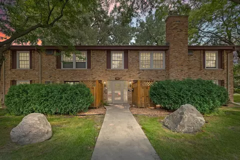 4600 Cedar Lake Rd S #2, Saint Louis Park, MN 55416