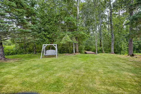 Exterior - 312 W Rainbow St, Duluth, MN 55811 photo 6 of 8