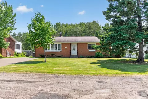 Exterior - 312 W Rainbow St, Duluth, MN 55811 photo 5 of 8