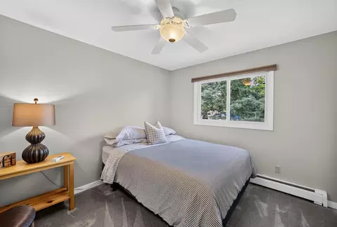 Bedroom - 312 W Rainbow St, Duluth, MN 55811 photo 2 of 2