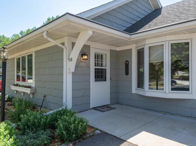 518 Devonshire Dr, Norwood Young America, MN 55397