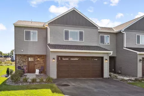 7757 Sterling Dr, Rockford, MN 55373